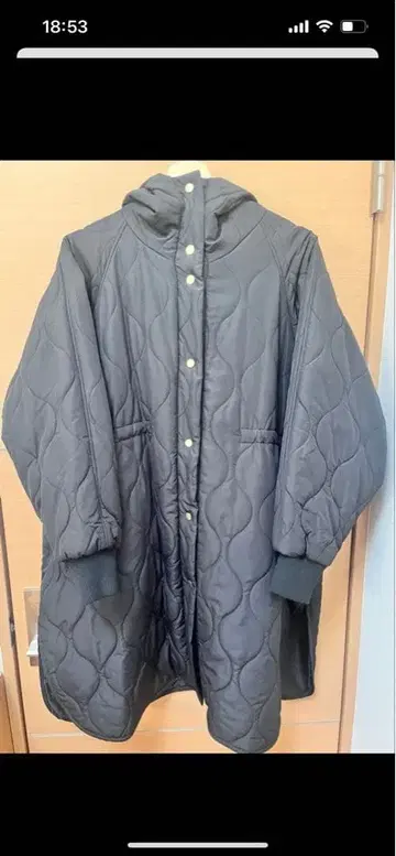 블랙 퀼팅 후드 부착 자켓