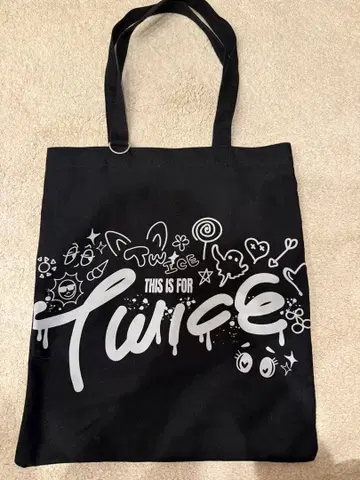 TWICE 그래피티 토트백