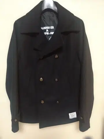 블랙 더블 브레스트 피 코트