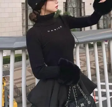 Darich 스무스 퍼 리브 니트탑 BLK