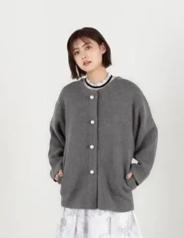 질 바이 질 스튜어트 펄 버튼 니트 가디건 그레이