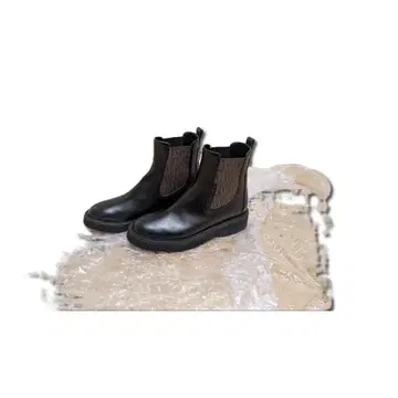 마이클코어스 사이드 고어 부츠