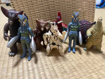 울트라맨 괴수 소프트 비닐 피규어 8개 세트