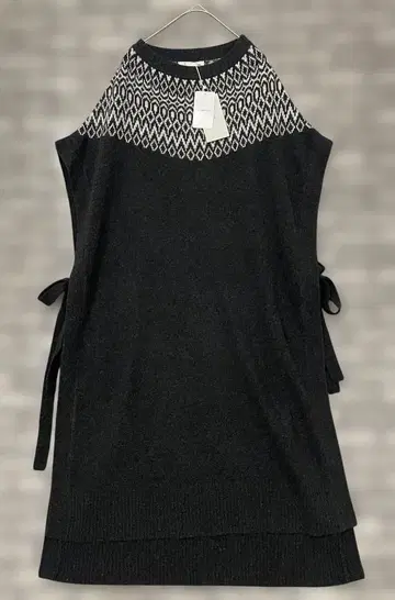 택 포함 새상품 TANG! 롱 베스트 울 캐시미어 노르딕 무늬