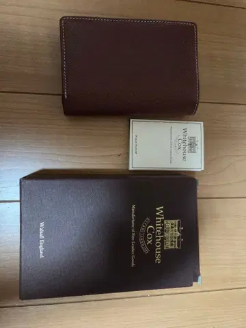 화이트하우스 콕스 접이식 지갑 브라운 s9632