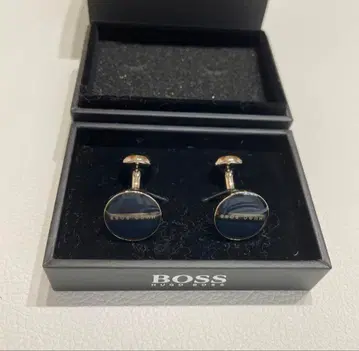 휴고보스 HUGO BOSS 커프스 [ 새상품급 ]