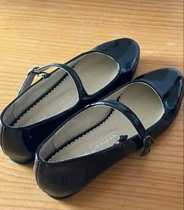 새상품급 블랙 22.5cm 포멀에도