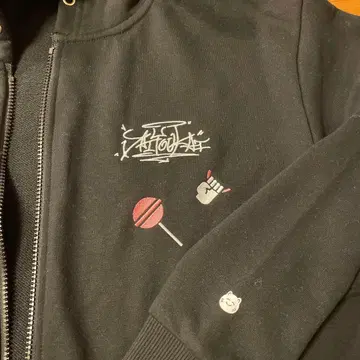 대요괴 후드티 나루세 nqrse 로손 콜라보