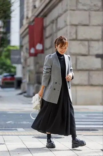 앙프레강트 그레이 테일러드 코트 더블 버튼