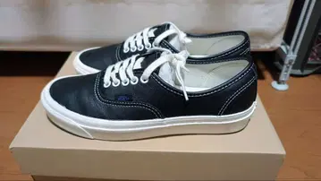 Vans 오센틱 블랙 가죽