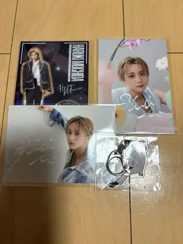 모치다 유세이 아크릴 스탠드 아크릴 키링 친필 사인 브로마이드 세트