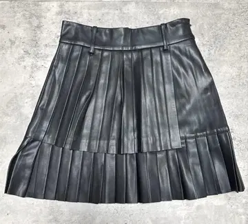 ZARA 블랙 가죽 플리츠 스커트 XS