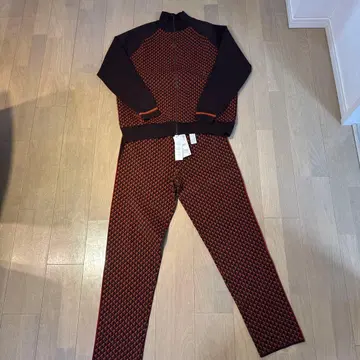 ZARA 지오메트릭 패턴 상하의 저리 세트