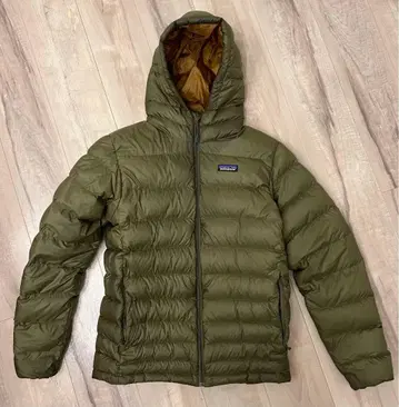 Patagonia 후드 부착 다운 자켓 올리브 그린 S 사이즈