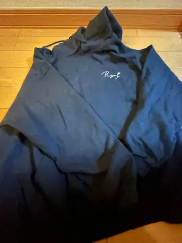 료 후드티 #러브시크