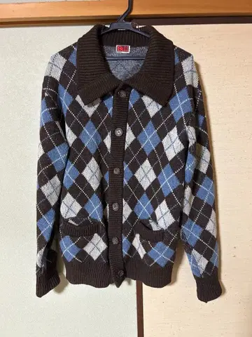 Bill 아가일 무늬 니트 가디건