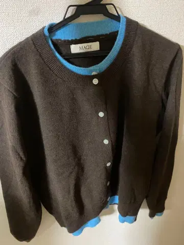 브라운/블루 가디건