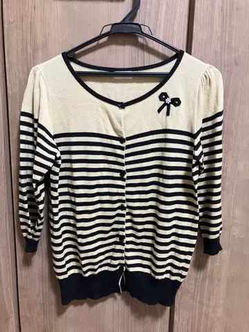 스트라이프 7부 소매 가디건