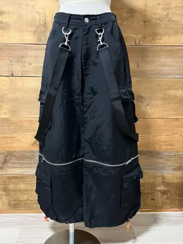 리슨 플레이버 서스펜더 스트랩 부착 세퍼레이트 카고 팬츠