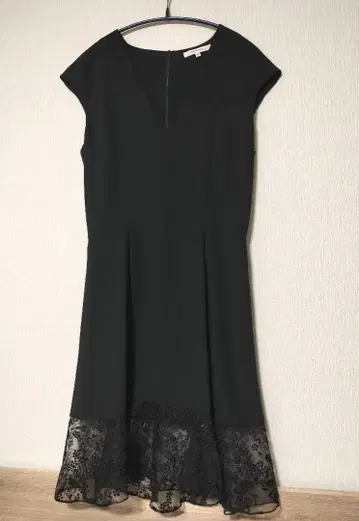 CARVEN 블랙 레이스 원피스 38