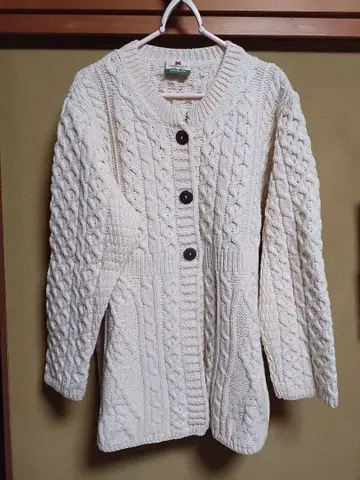 CARRAiGDONN 캐레이그돈 메리노울 손뜨개질 니트 가디건