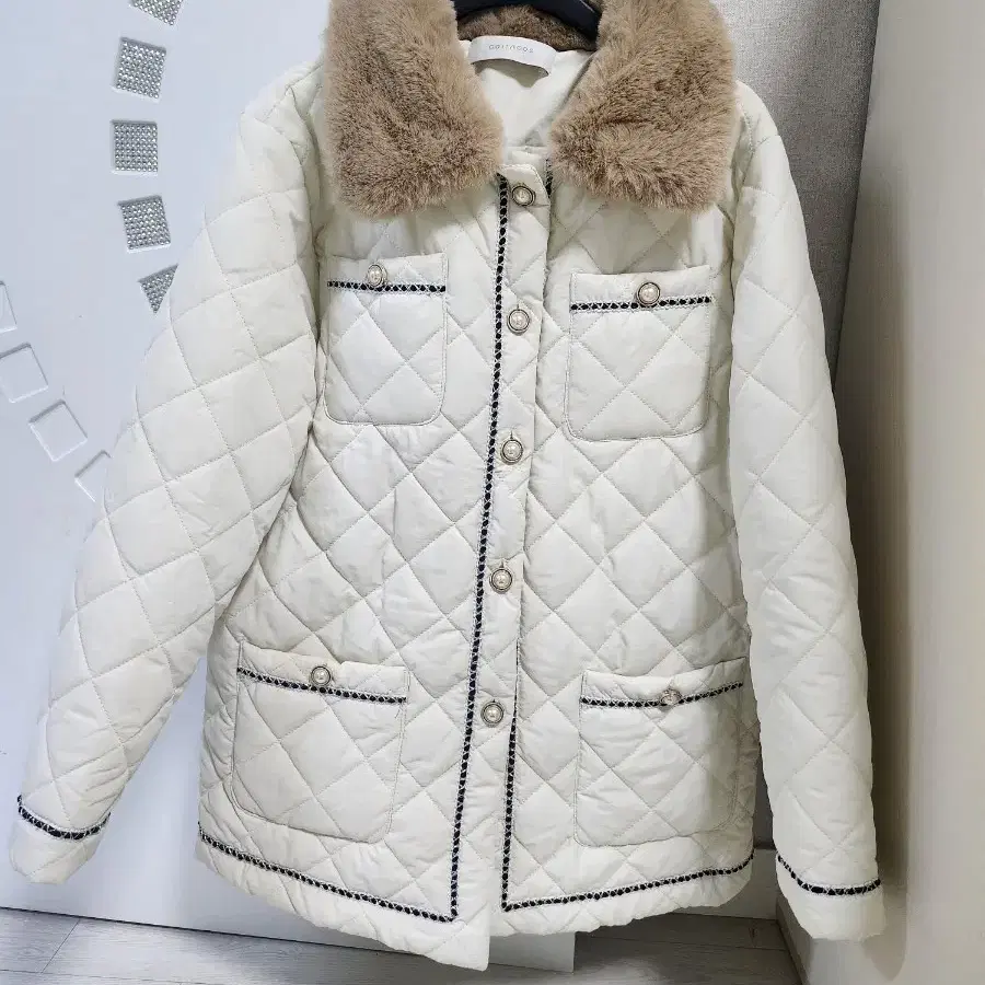 Coincoz Quilting Fur Padding 77 on Bunjang Global Site.