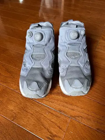 Reebok 펌프 퓨리 그레이 25.5