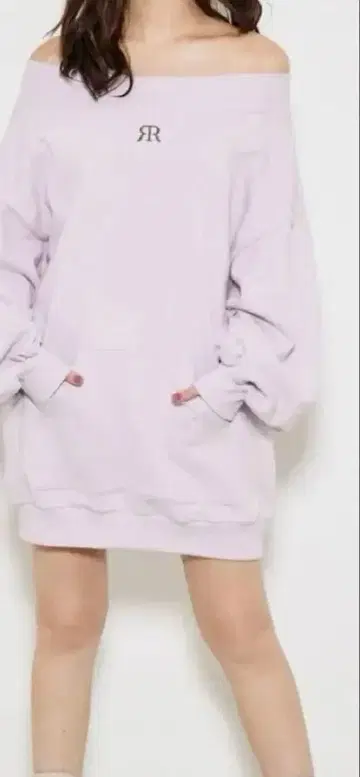 리엔다 빅 포켓 디자인 로고 맨투맨 미니 OP 맨투맨