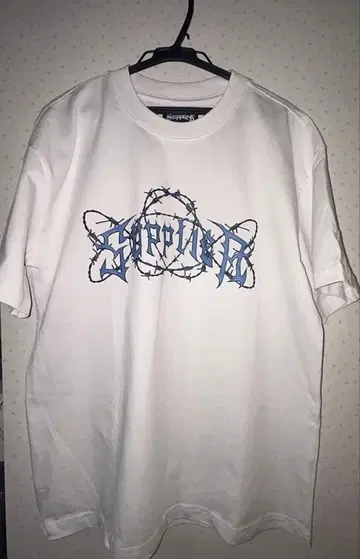 Supplier 화이트 T셔츠