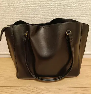 블랙 가죽 숄더백