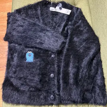 GU SUN SUN 자수 블랙 가디건