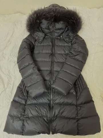 TATRAS SARMA 다운 블랙 01