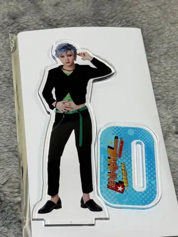 무대 럭키도그1 on Stage 라키도 이반 아크릴 스탠드