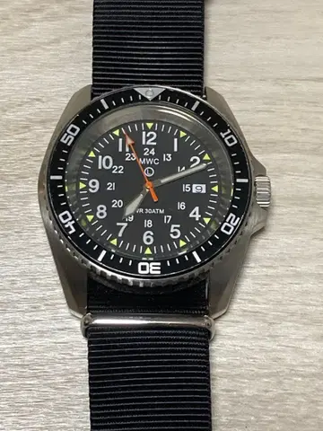 MWC 밀리터리 다이버 쿼츠 컨디션 최상