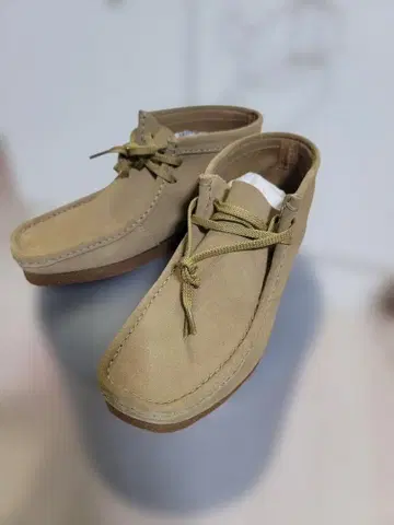 Clarks 왈라비