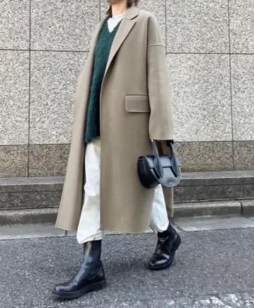 stunning lure 블랙 리버 코트 사이즈 2