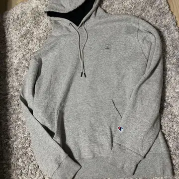 그레이 후드 부착 맨투맨