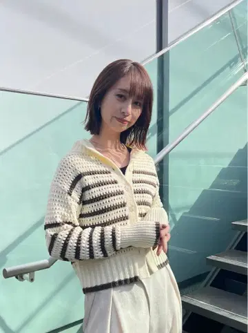 STRATA 메쉬 보더 니트 베이지 x 브라운