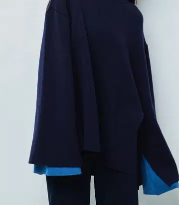 UNOF 레이어드 니트 탑스 (네이비)