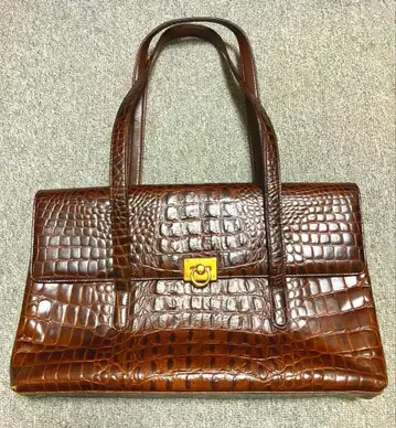 [ 레어 ] 히로코 코시노 크로커다일 핸드백 새상품급