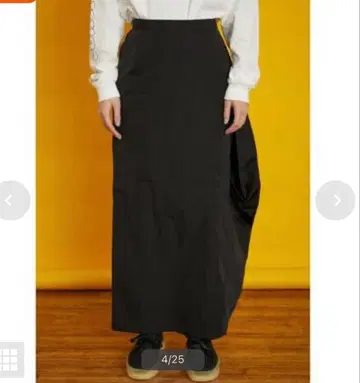 해린 도트 사이 Recycled nylon skirt