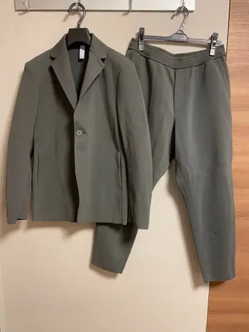 CFCL / 시이 에프 시이 엘 자켓, 팬츠 상하의 세트