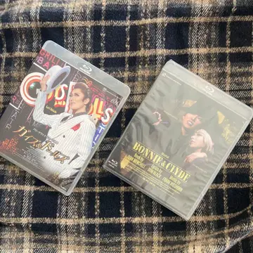 성조 다카라즈카 대극장 공연 뮤지컬 가이즈&돌즈 BONNIE&CLYDE