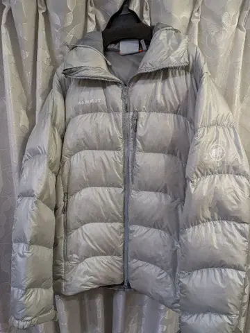 마무트 실버 그레이 다운 L