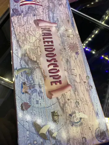 만화경 해적선과 지도 디자인