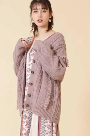 JILLSTUART 루프 프린지 가디건