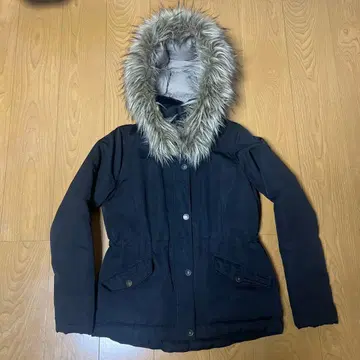 홀리스터 다운 코트