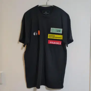 유니폼 익스페리먼트 블랙 그래픽 티셔츠