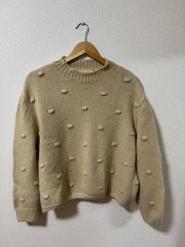 [ MAJESTIC LEGON ] 베이지 도트 짜임 니트