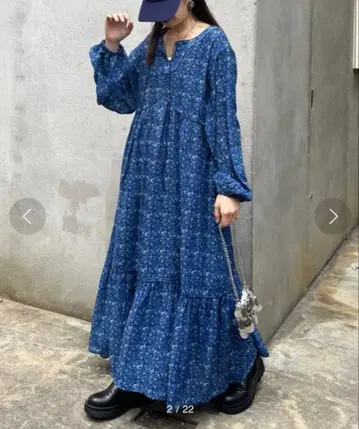 빈티지 플라워 무늬 파이핑 티어드 원피스